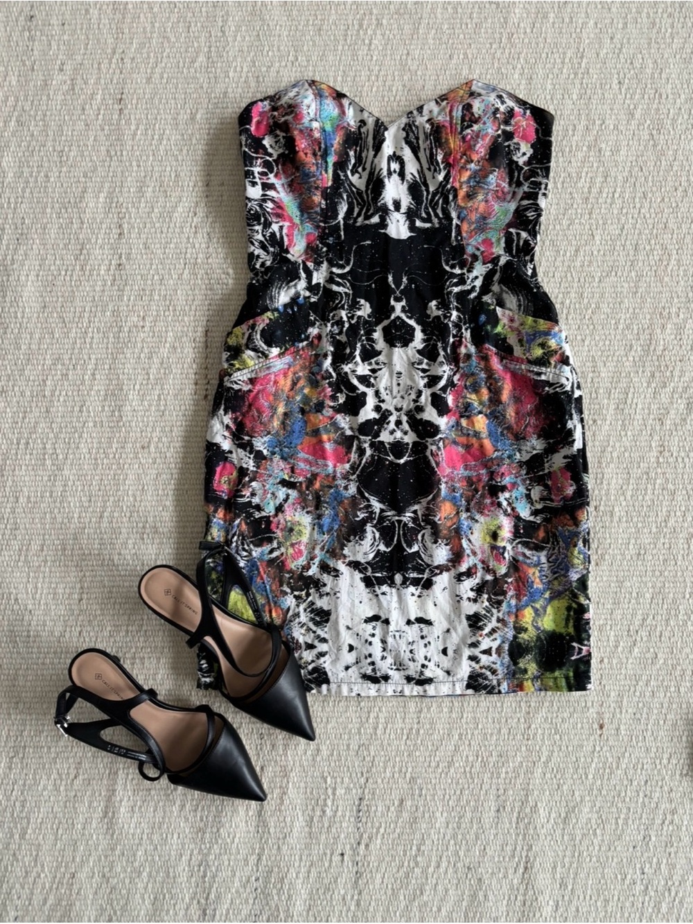 | Motel Rocks | Strapless Abstract Print Bodycon Dress Women’s size Medium